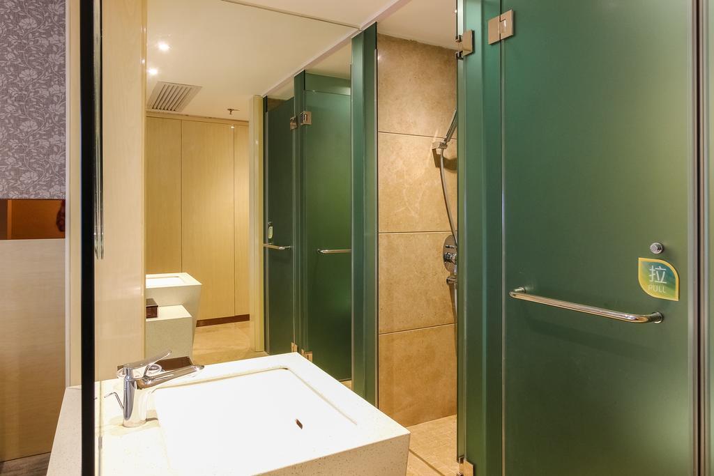 Paco Hotel Guangzhou East Railway Station Branch מראה חיצוני תמונה