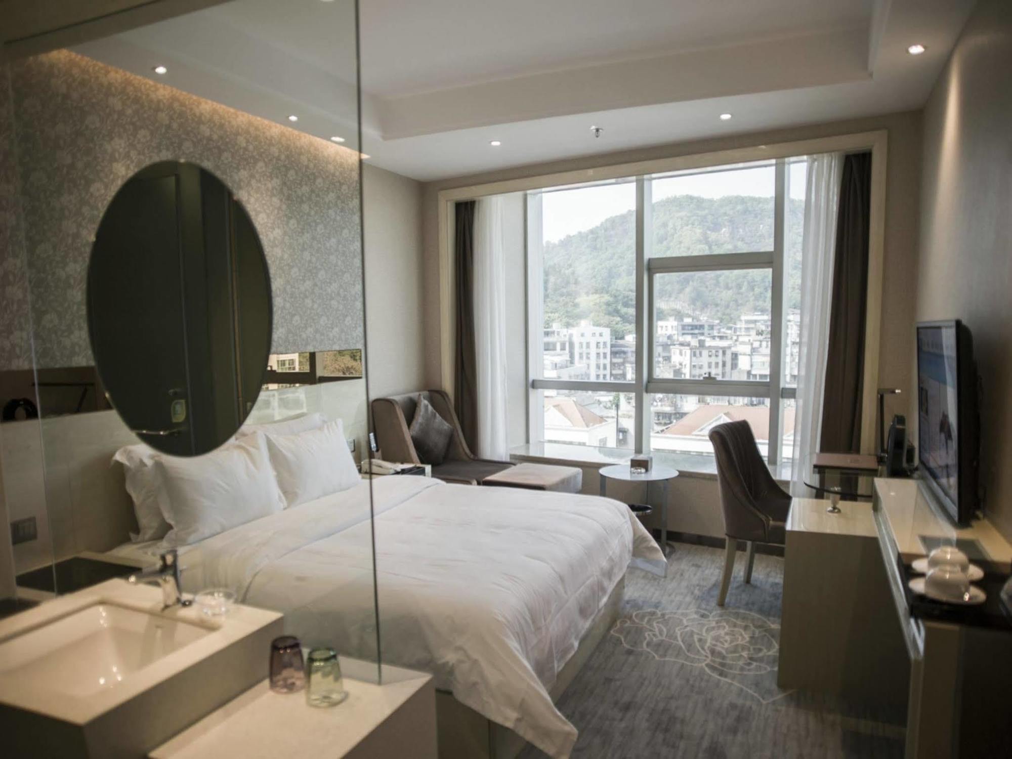 Paco Hotel Guangzhou East Railway Station Branch מראה חיצוני תמונה